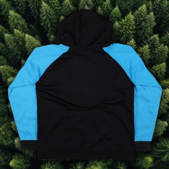 TAPOUT HOODIE - Picture 2 of 4